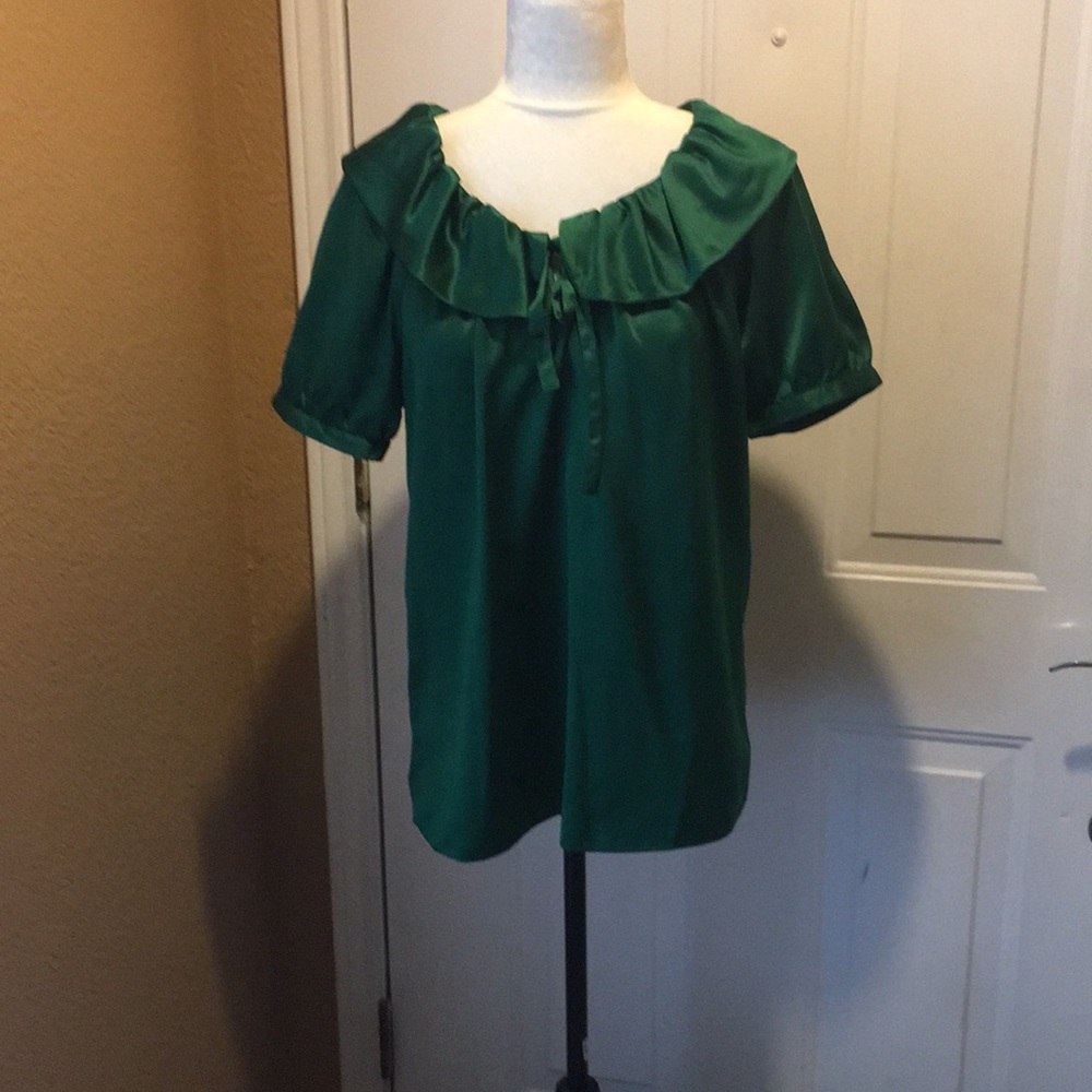 Gorgeous LOFT green blouse size medium